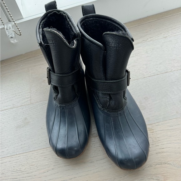 Sperry Topsider Navy & Black Duck Boots - Picture 2 of 7